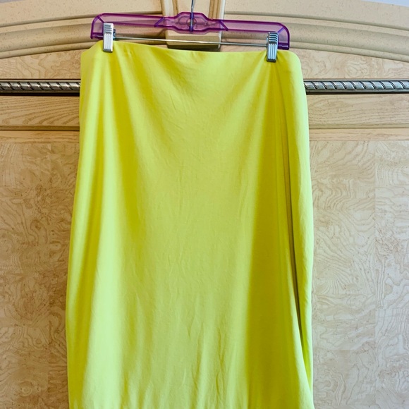 Women skirts - Picture 4 of 4